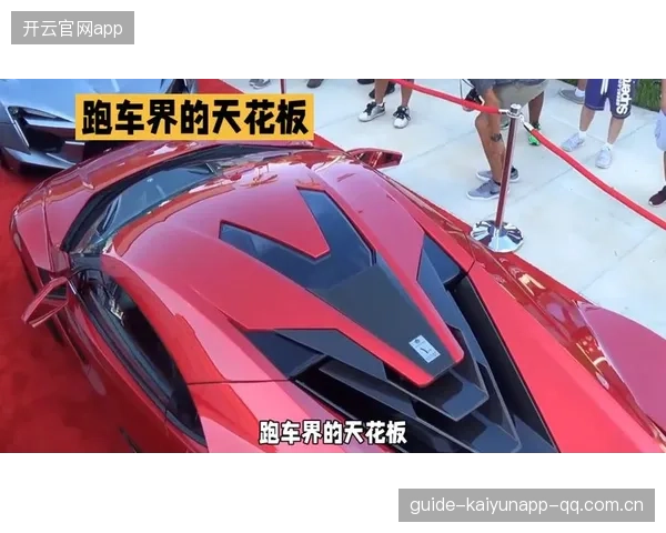 皇马边路快攻推进如箭一般，速度与激情的完美结合